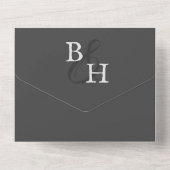 Graue Minimalistische Monogramm-Hochzeit All In One Einladung (Rückseite)