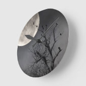 Graue Nacht und Krähen Runde Wanduhr (Winkel)