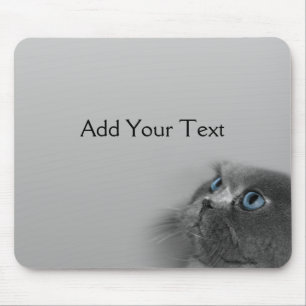 Graue persische Katze mit blauen Augen auf Grau Mousepad