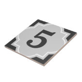 Graue Quarrefoil Straße Adresse Haus Nr. Fliesen (Seite)