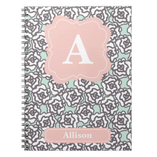 Graue Rosen und rosa Monogramm Notizblock