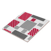 Graue rote Punkte-Patchwork auf weißem Hintergrund Fliese (Seite)