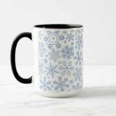 Graue Schneeflocken auf weißem Grund Tasse (Links)