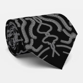 Graue Schwarz-Weiß-Gotik-Wiederholungsmuster Art Krawatte (Gerollt)