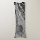 Graue Schwarz-weiße Marmorplatte Agate Silver Glit Seitenschläferkissen (Vorderseite Vertikal)