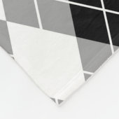 Graue Schwarz-weiße Raute Diamond Design Fleecedecke (Ecke)