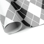 Graue Schwarz-weiße Raute Diamond Design Geschenkpapier (Rolleneckpunkt)