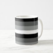 Graue Schwarz-weiße Streifen Kaffeetasse (VorderseiteRechts)