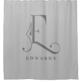 Graue Sophisikation mit elegantem Monogramm E Cust Duschvorhang (Vorderseite)