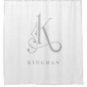 Graue Sophisikation mit elegantem Monogramm K Cust Duschvorhang (Vorderseite)