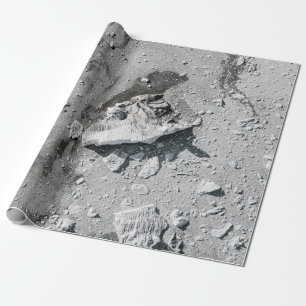 Graue Steine auf grauem Schmutz Geschenkpapier