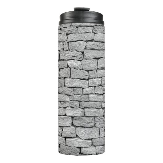 Graue Steinmauer, abstrakter Hintergrund. Thermosbecher (Vorderseite)