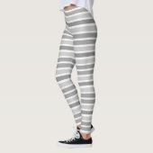 Graue Streifen Leggings (Links)