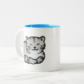 graue Tigerkatze des niedlichen flaumigen Tabby Zweifarbige Tasse (Vorderseite Links)