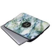 Graue und blaugrüne Imitate Marmorstone Monogramm Laptopschutzhülle (Vorne Knopf)