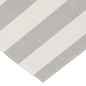 Graue und Elfenbein Streifen | Modernes Bauernhaus Kurzer Tischläufer (Ecke)