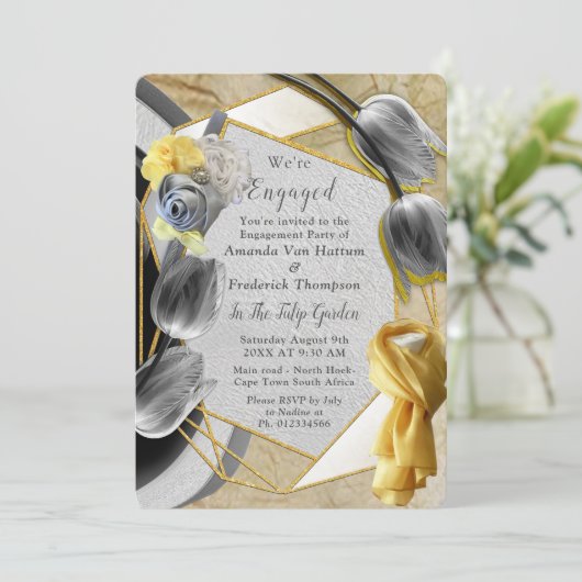 Graue und gelbe Tulpen auf Textur. Einladung (Stehend Vorderseite)
