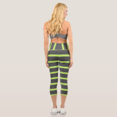 Graue und grüne Streifen Capri Leggings (Rückseite)
