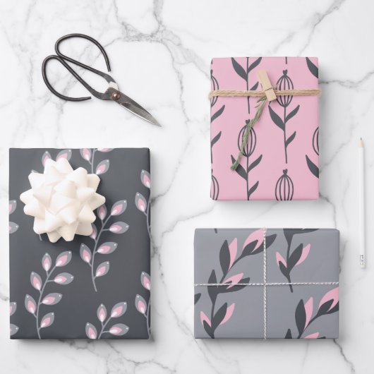 graue und rosafarbene Blumenumhüllungsblätter Geschenkpapier Set (Vorderseite)
