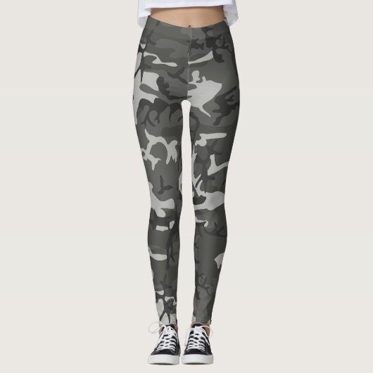 Graue und schwarze Camouflage Leggings (Vorderseite)