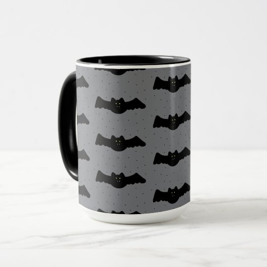 Graue und schwarze Halloween-Fledermäuse Tasse (Vorderseite Links)
