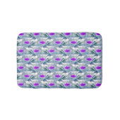 Graue und violette Blumenmuster Badematte (Vorderseite)