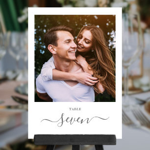 Graue und weiße elegante Schrift Foto-Tisch-Nummer Einladung