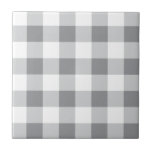 Graue und weiße Gingham-Muster Fliese<br><div class="desc">Cooles graues und weißes Schachbrettmuster.</div>