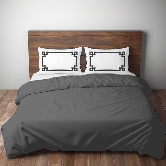 Graue und weiße griechische Schlüsselgrenznorm Kissenbezug