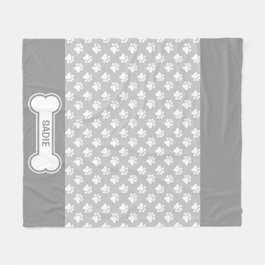 Graue und weiße Hundepuppen und Knochen mit Namen Fleecedecke (Vorderseite (Horizontal))