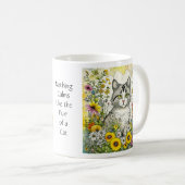 Graue und weiße Katze Sitzen in Blume Kaffeetasse (VorderseiteRechts)