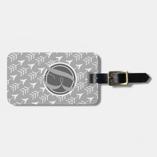 Graue und weiße Pfeile mit Monogramm Gepäckanhänger (Vorderseite horizontal)
