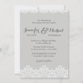 Graue und weiße Spitzen Elegantes Hochzeitsempfang Einladung (Vorderseite)