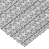 Graue und weiße Spitzenmuster Tischdecke (Schrägansicht)
