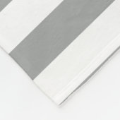 Graue und weiße Streifen mit Korallenöffnung Fleecedecke (Ecke)