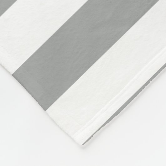 Graue und weiße Streifen mit Korallenöffnung Fleecedecke (Ecke)