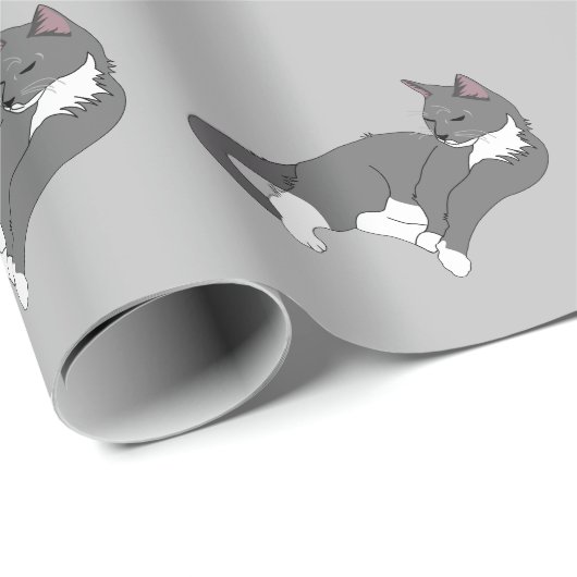 Graue und weiße Tuxedo Katze Geschenkpapier (Rolleneckpunkt)