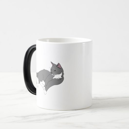 Graue und weiße Tuxedo Katze Verwandlungstasse (Vorderseite Links)