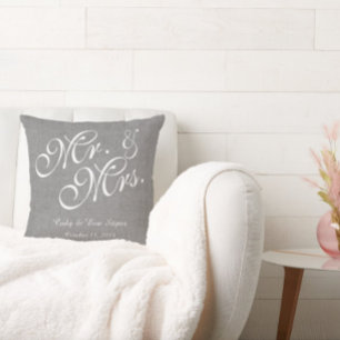 Graue weiße Leinen Mr. und Mrs. Hochzeit Kissen