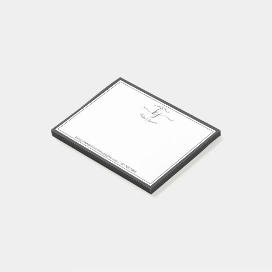 Graue weiße Monogrammschrift vom Schreibtisch aus. Post-it Klebezettel (angewinkelt)