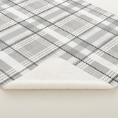 Graue, weiße u. schwarze karierte Sherpa Decke Sherpadecke (3/4)