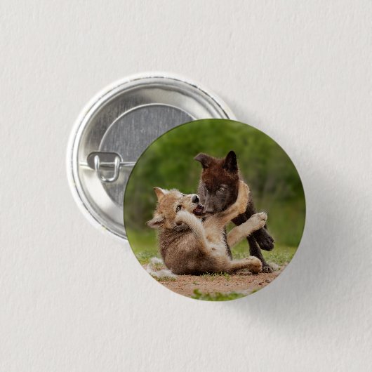 Graue Wolf Pups Wresting Button (Vorne & Hinten)