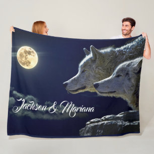 Graue Wölfe unter einem Vollmond Fleecedecke