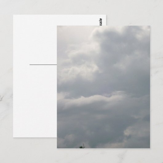 Graue Wolken Postkarte (Vorne/Hinten)