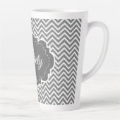 Graue Zickzack Personalisierte Latte-Tasse Milchtasse (Rechts)