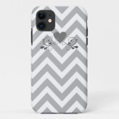 Graue Zickzack und Herz-Design Phone Case (Rückseite)