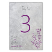 Grauer Beton und Lila Tischnummer (Rückseite)