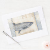 Grauer Fisch auf Beige Hintergrund Rechteckiger Aufkleber (Umschlag)