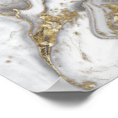 Grauer flüssiger Marmor - Perle und Gold Poster (Ecke)