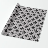 Grauer Hintergrund Fleur-de-lis-Muster Geschenkpapier (Ungerollt)
